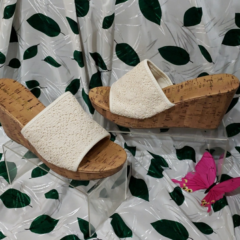 Montego Bay Lace Wedges